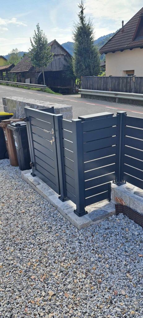 aluminijaste ograje, alu ograje, balkonske ograje, dvoriščne ograje, alumen sistemi, alumen, alumen ograje, alu sistemi, lamelne ograje, lepe ograje, kvalitetne ograje, model i100, model i60, model i60p, model h100, ugodne ograje, ograje, galerija alumen